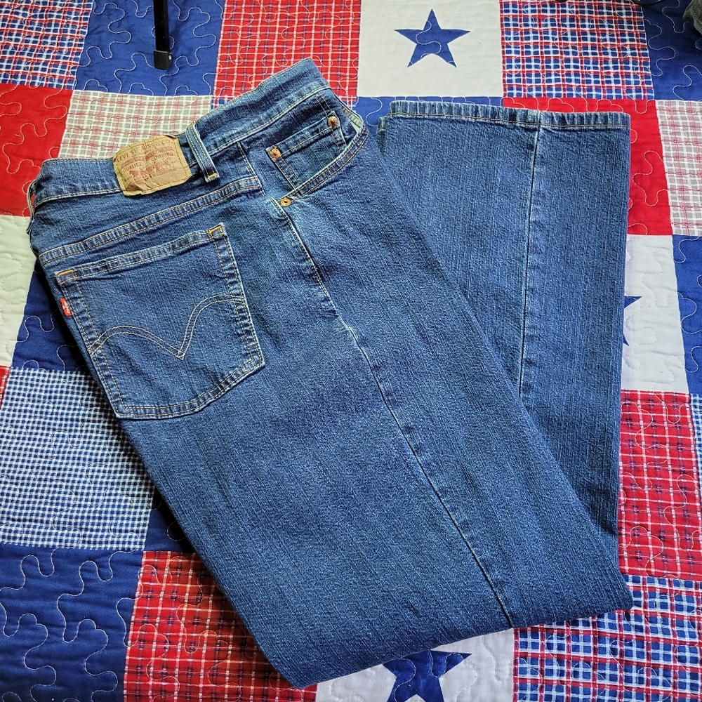 Levi's Relaxed 550